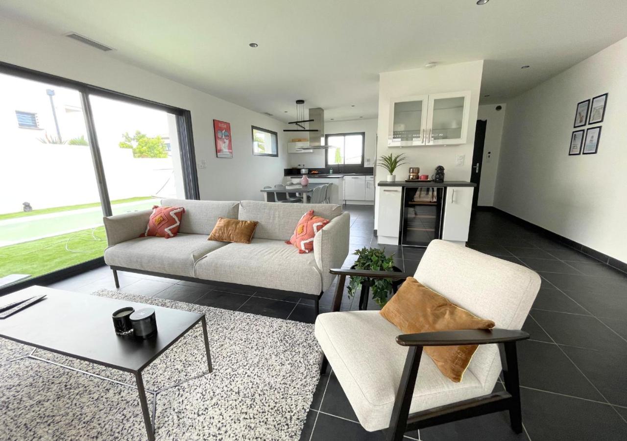 Villa Contemporaine Avec Piscine Chauffee Proche Des Plages Sauvian Extérieur photo